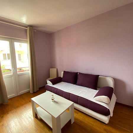 Apartment Padova I And II Раб Екстериор снимка