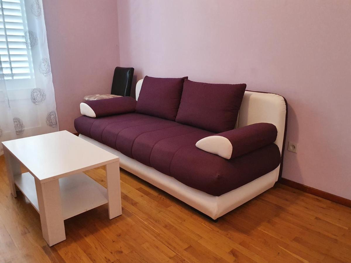 Apartment Padova I And II Раб Екстериор снимка