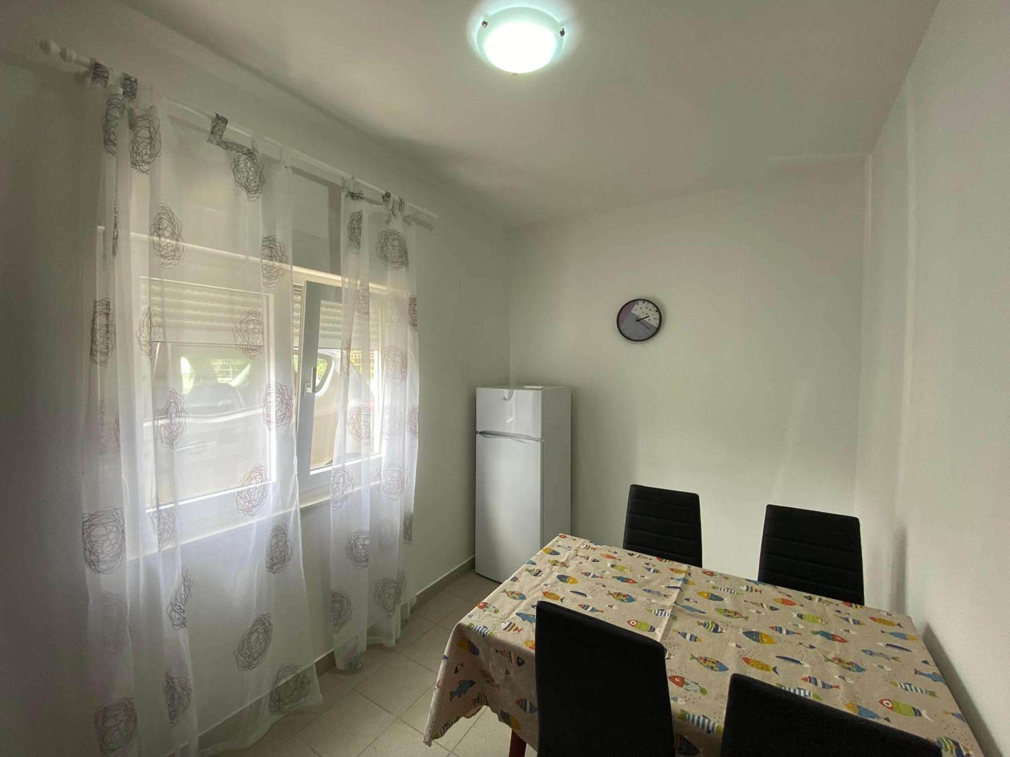 Apartment Padova I And II Раб Екстериор снимка