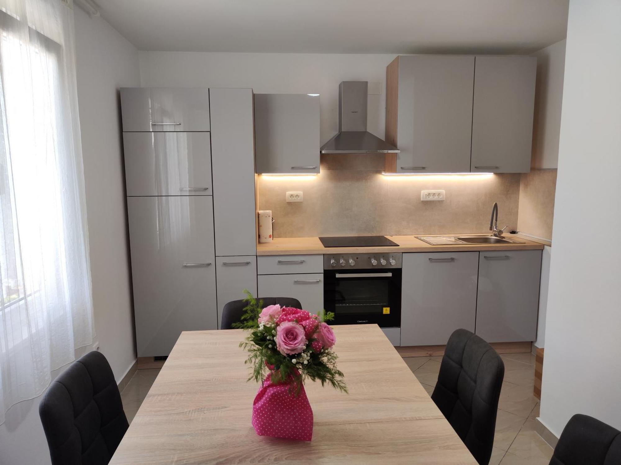 Apartment Padova I And II Раб Екстериор снимка